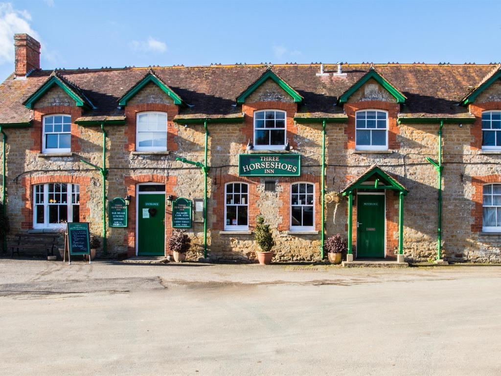 Three Horseshoes Inn Powerstock Exteriér fotografie
